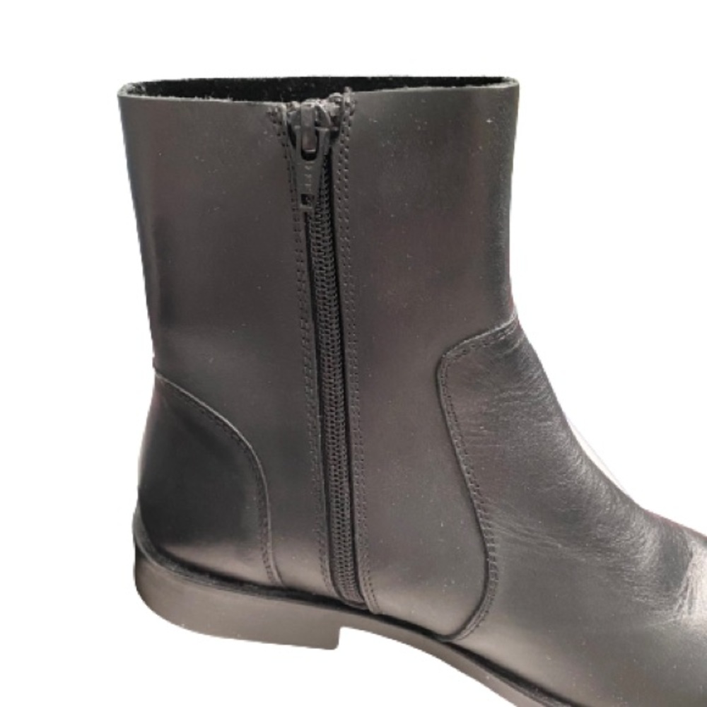 Asos Leather Women's Chelsea Booties Boots Size 6 NWOB